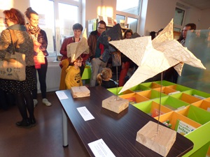 vernissage sculptures papier