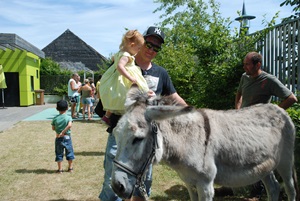 La crèche fête l'été